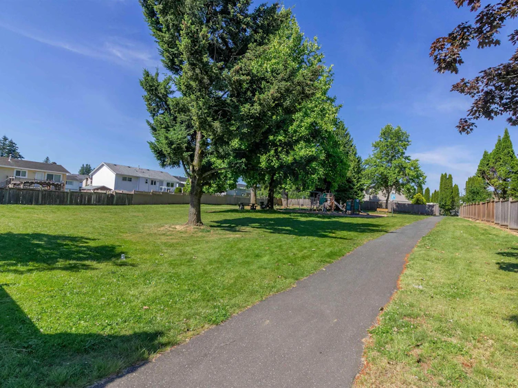 1524 Kimberley Street, Abbotsford, BC, V2S 8B2 - 24
