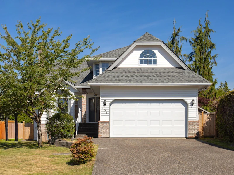 654 Walnut Place, Coquitlam BC V3J 7T5
