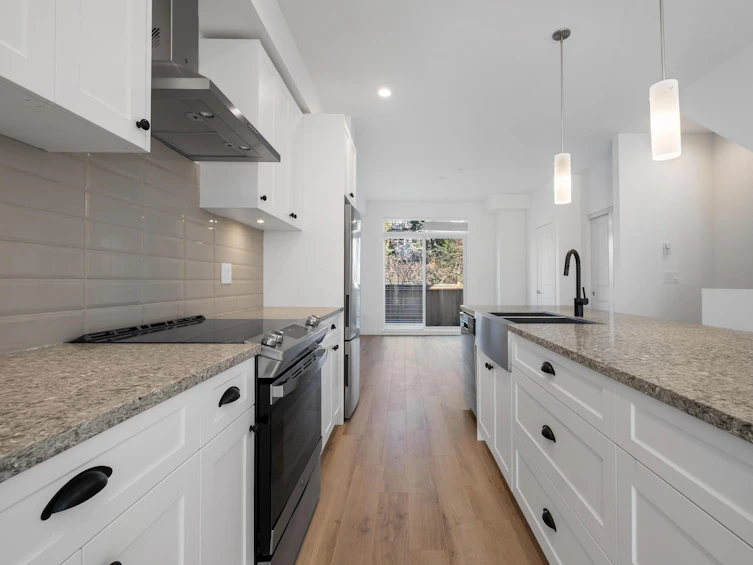 21-20487 65 Avenue, Langley, BC, V2Y 3K8 - 2