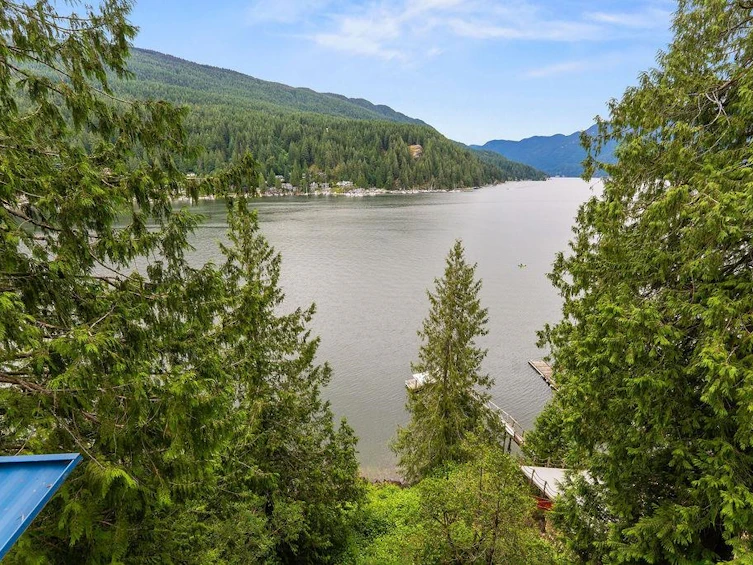 4678 Eastridge Road, North Vancouver, BC, V7G 1K4 - 14