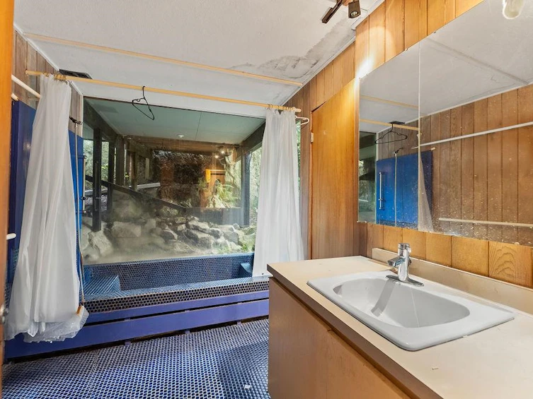 4678 Eastridge Road, North Vancouver, BC, V7G 1K4 - 35