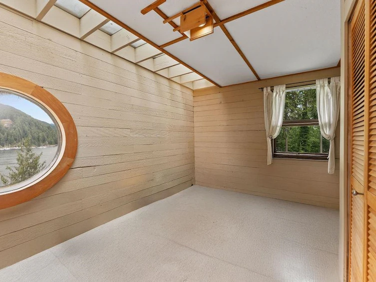4678 Eastridge Road, North Vancouver, BC, V7G 1K4 - 36