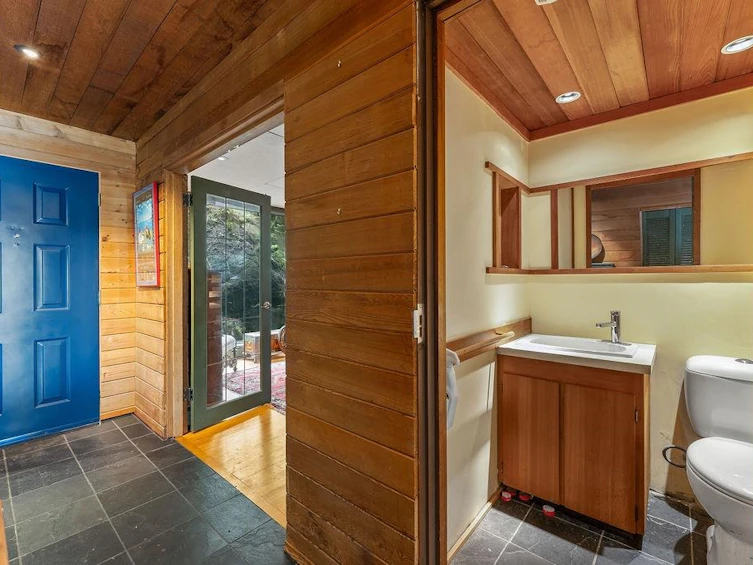 4678 Eastridge Road, North Vancouver, BC, V7G 1K4 - 25