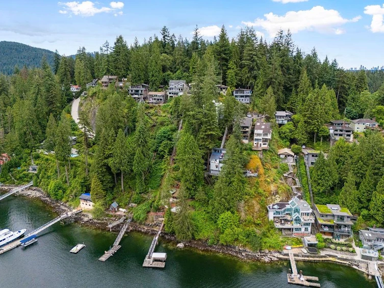 4678 Eastridge Road, North Vancouver, BC, V7G 1K4 - 5