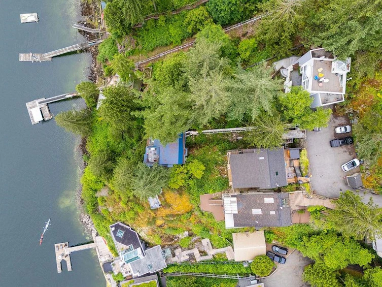 4678 Eastridge Road, North Vancouver, BC, V7G 1K4 - 7
