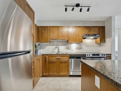 232-19673 Meadow Gardens Way - 5