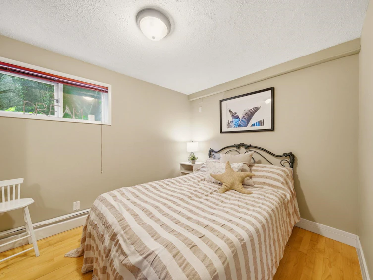 2848 Panorama Drive, North Vancouver, BC, V7G 1V6 - 16