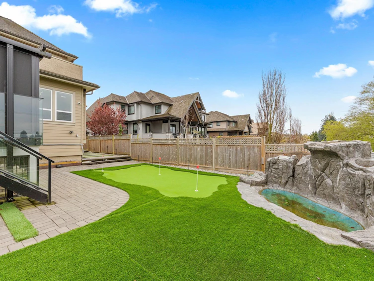 15957 39a Avenue, Surrey, BC, V3Z 0Y3 - 35