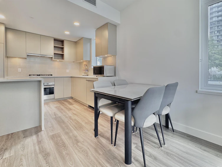 301-4433 Alaska Street, Burnaby, BC, V5C 5T3 - 4