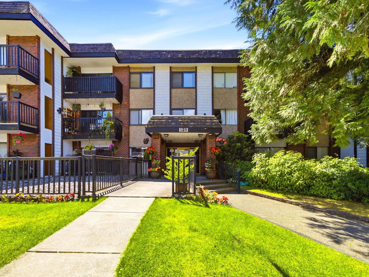 101-123 E 19th Street, North Vancouver, BC, V7L 2Y9 - 19