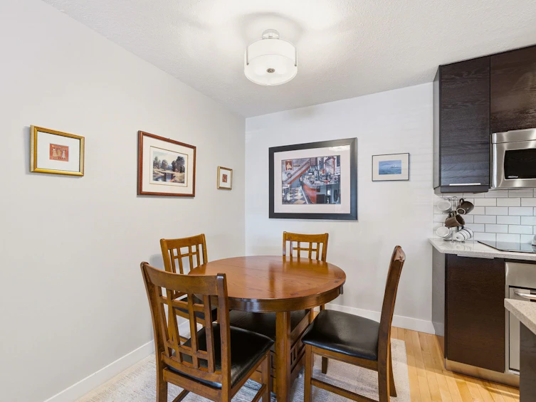 101-123 E 19th Street, North Vancouver, BC, V7L 2Y9 - 9