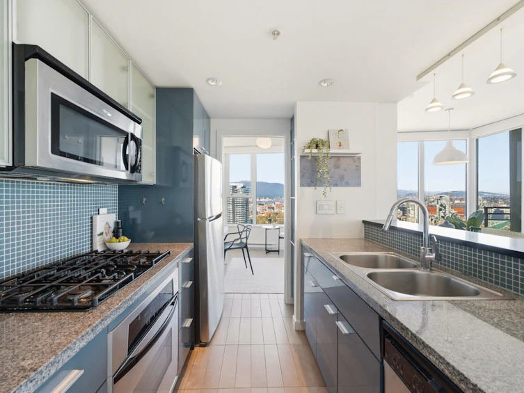 3302-33 Smithe Street, Vancouver, BC, V6B 0B5 - 4
