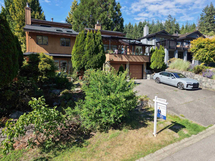 2940 Dresden Way, North Vancouver, BC, V7H 1P6 - 35