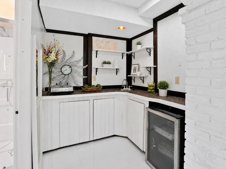 2940 Dresden Way, North Vancouver, BC, V7H 1P6 - 6