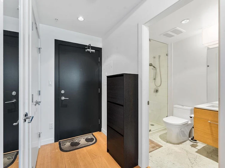 605-13438 Central Avenue, Surrey, BC, V3T 0N2 - 7