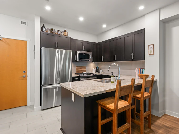 208-23285 Billy Brown Road, Langley, BC, V1M 0C8 - 7