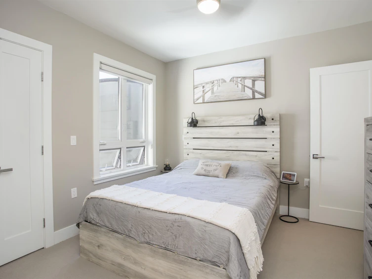 300-2432 Haywood Avenue, West Vancouver, BC, V7V 1Y1 - 12