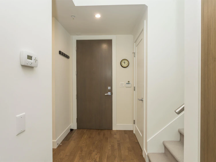 300-2432 Haywood Avenue, West Vancouver, BC, V7V 1Y1 - 17