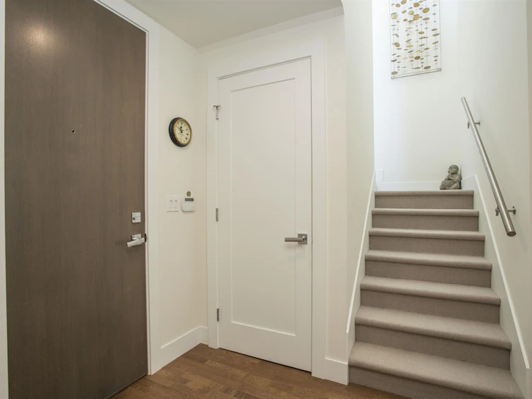 300-2432 Haywood Avenue, West Vancouver, BC, V7V 1Y1 - 16