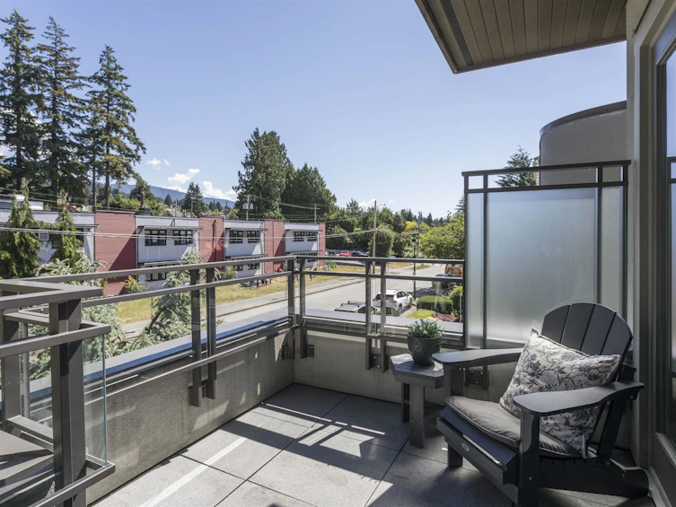 300-2432 Haywood Avenue, West Vancouver, BC, V7V 1Y1 - 10