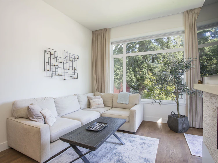 300-2432 Haywood Avenue, West Vancouver, BC, V7V 1Y1 - 5