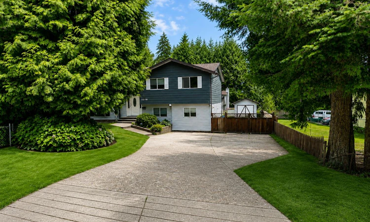 3370 Viewmount Drive