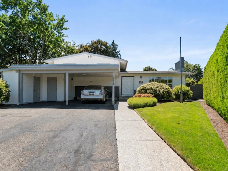 46122 Greenwood Drive, Chilliwack, BC, V2R 4C8 - 2