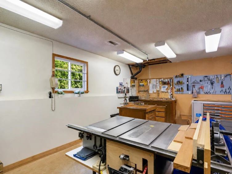 46122 Greenwood Drive, Chilliwack, BC, V2R 4C8 - 36