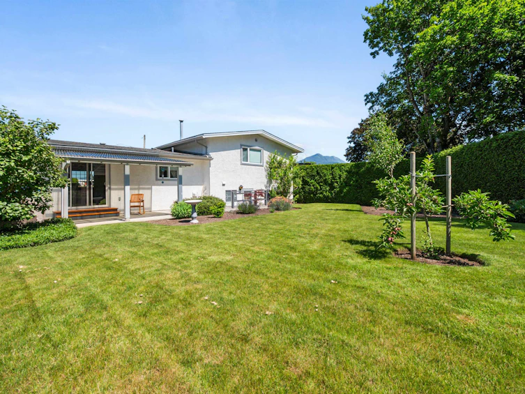 46122 Greenwood Drive, Chilliwack, BC, V2R 4C8 - 5
