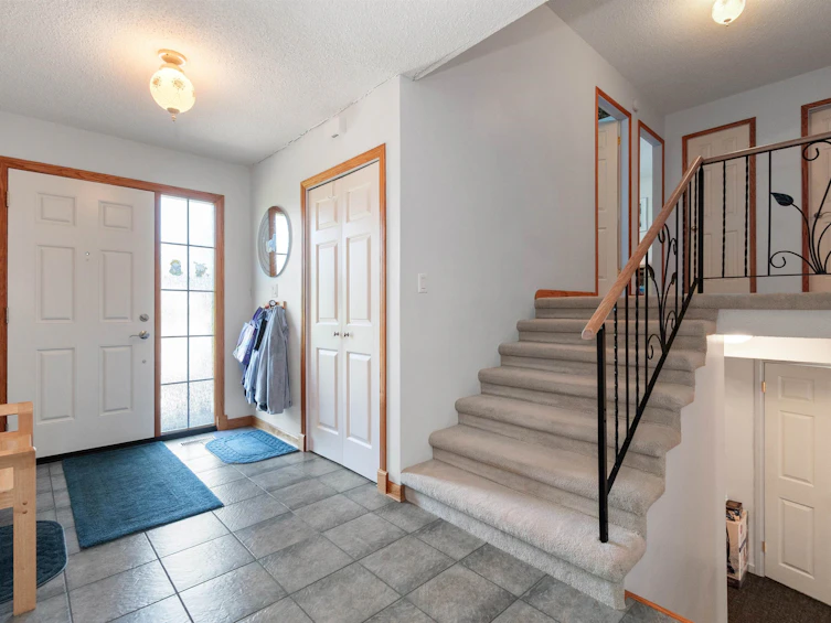 46122 Greenwood Drive, Chilliwack, BC, V2R 4C8 - 12