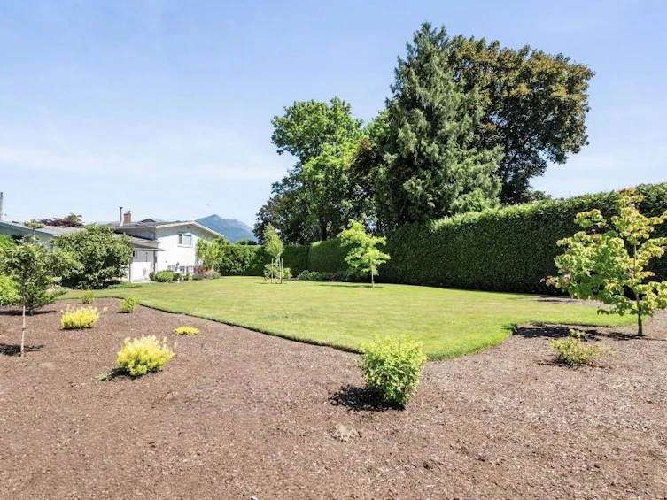 46122 Greenwood Drive, Chilliwack, BC, V2R 4C8