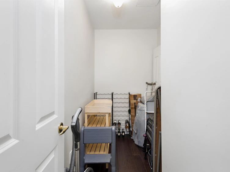 2487 W 39th Avenue, Vancouver, BC, V6M 4M3 - 23