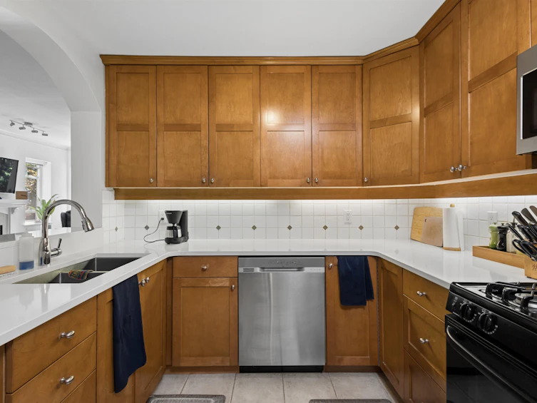 2487 W 39th Avenue, Vancouver, BC, V6M 4M3 - 10