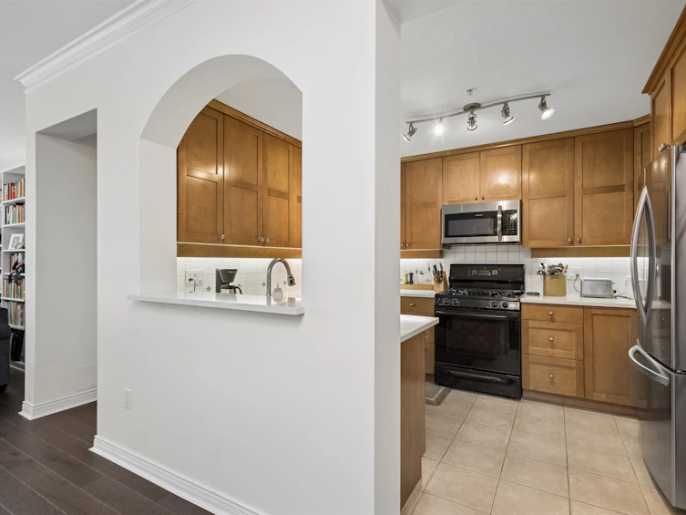 2487 W 39th Avenue, Vancouver, BC, V6M 4M3 - 9