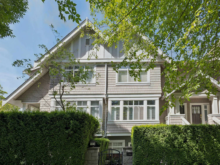 2487 W 39th Avenue, Vancouver, BC, V6M 4M3 - 2