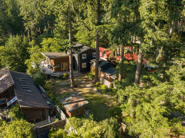 1506 Whitesails Drive, Bowen Island, BC, V0N 1G2 - 5