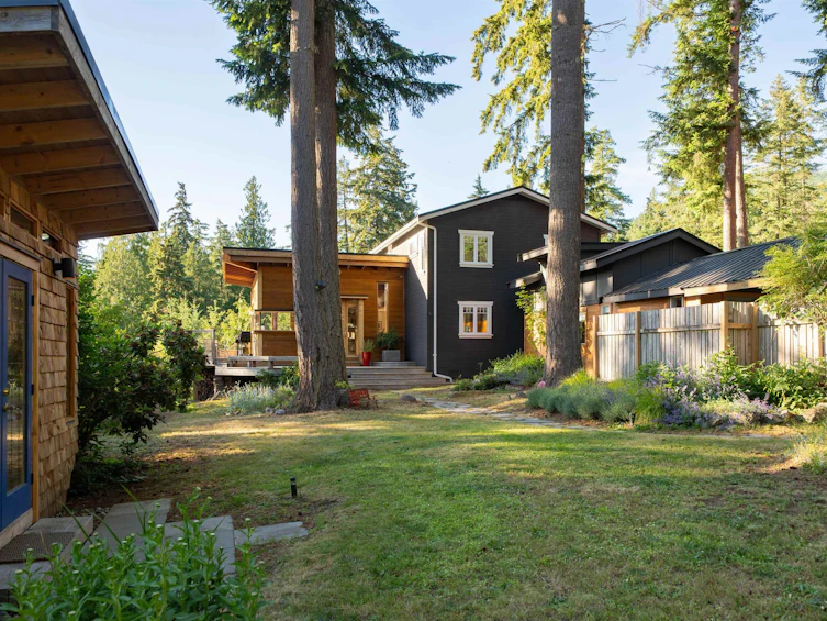 1506 Whitesails Drive, Bowen Island, BC, V0N 1G2 - 8