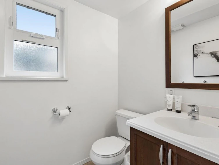 3285 Fromme Road, North Vancouver, BC, V7K 2E1 - 24