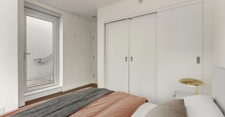 102 Regiment Square, Vancouver, BC, V6B 1W1 - 9
