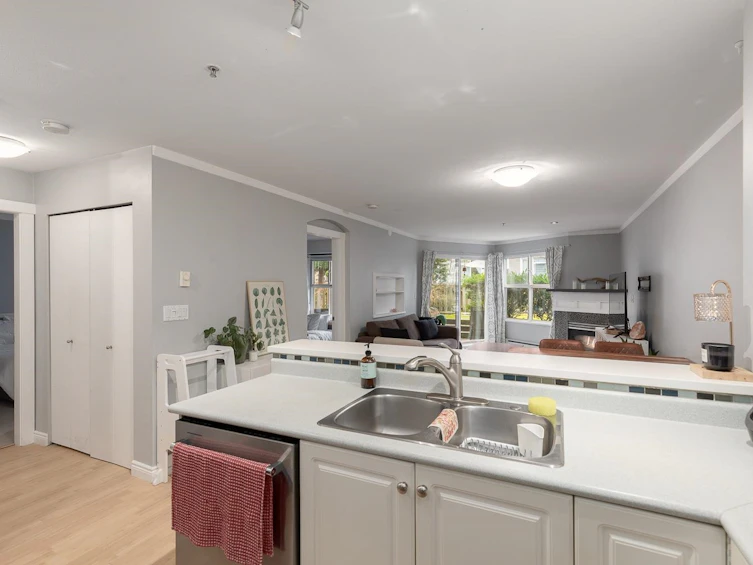 107-3038 E Kent Avenue South, Vancouver, BC, V5S 4V8 - 4