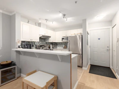107-3038 E Kent Avenue South - 5