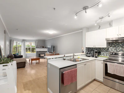 107-3038 E Kent Avenue South - 2