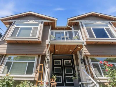 331 E Eighth Avenue - 2