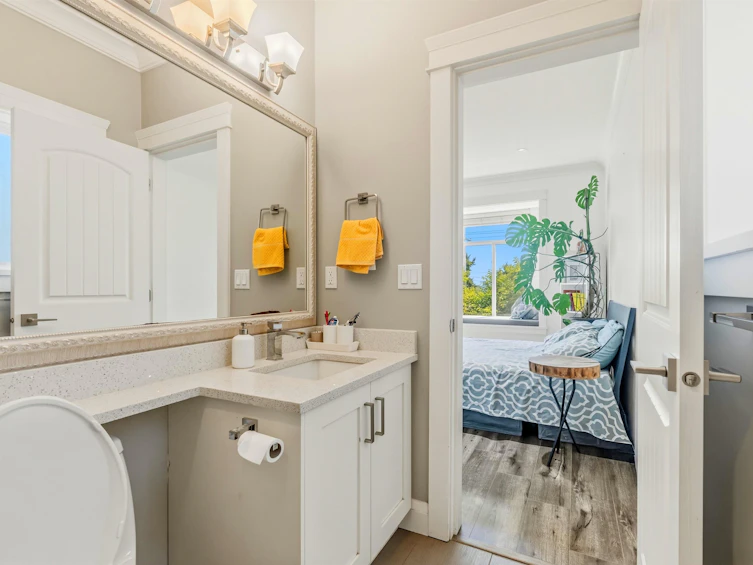 331 E Eighth Avenue, New Westminster, BC, V3L 4K7 - 14