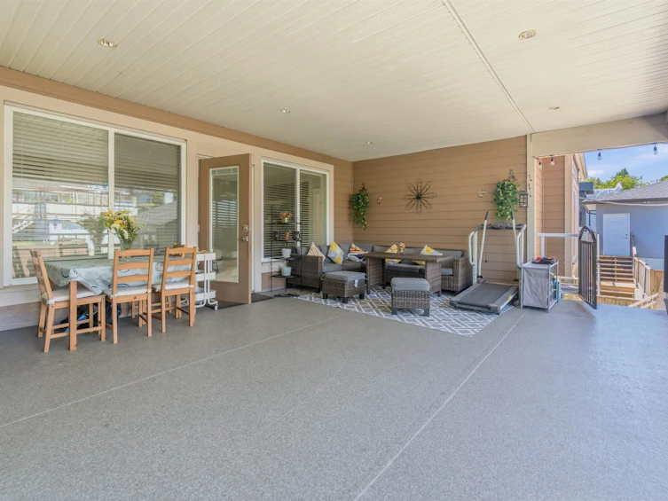 331 E Eighth Avenue, New Westminster, BC, V3L 4K7 - 26