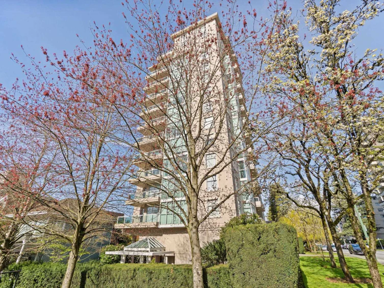 602-567 Lonsdale Avenue, North Vancouver, BC, V7M 2G6