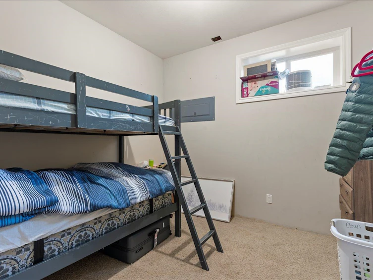 33653 Graham Court, Mission, BC, V2V 7P1 - 36