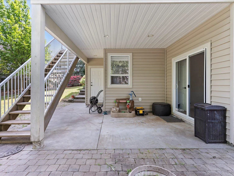 33653 Graham Court, Mission, BC, V2V 7P1 - 40
