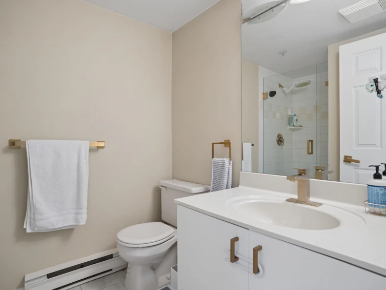 N302-628 W 13th Avenue, Vancouver, BC, V5Z 1N9 - 16