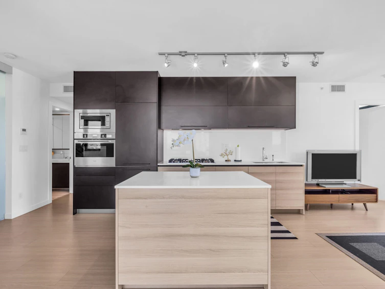 1308-4488 Juneau Street, Burnaby, BC, V5C 0M4 - 3